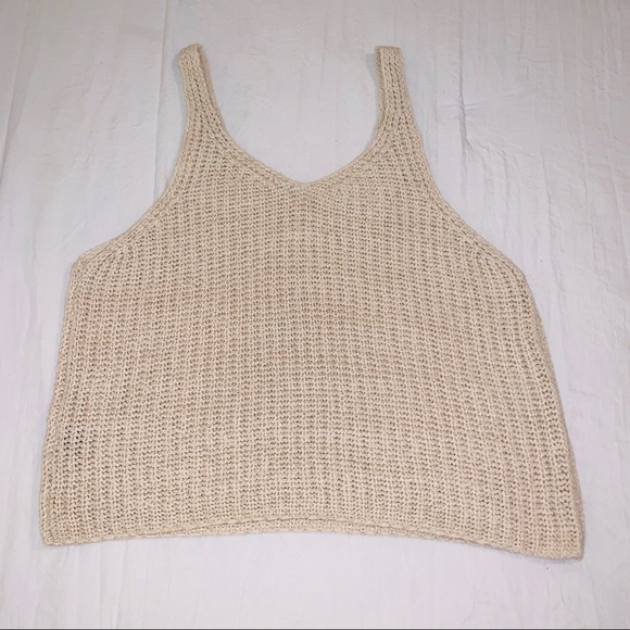 4/$25♦️MOON & MADISON Crochet Knit Tank Top - Picture 5 of 5